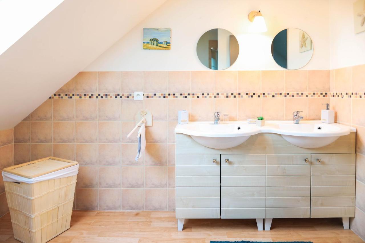 La Maison D'Elise Bed and Breakfast Dollon Εξωτερικό φωτογραφία
