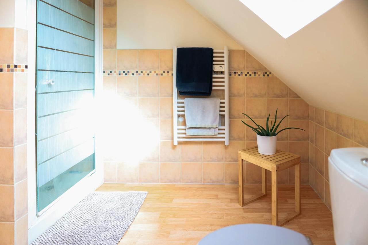 La Maison D'Elise Bed and Breakfast Dollon Εξωτερικό φωτογραφία